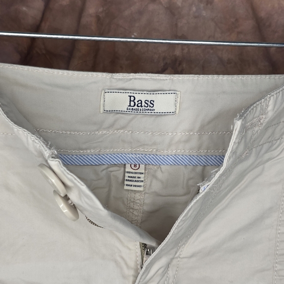 GH Bass Utility Shorts Light Khaki Tan Stone Pockets mid rise 5.5" inseam Size 8 - Picture 2 of 6